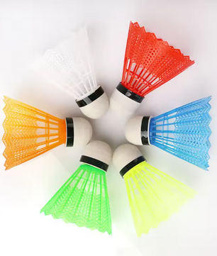 Set van 6 of 12 Badminton Shuttlecocks – Kleurrijke Shuttles met Foam Kop voor Outdoor Spel en Training