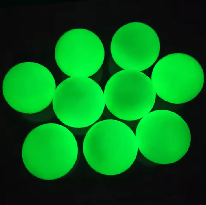 Set van 10 Glow Golfballen – Lichtabsorberend en Fluorescerend voor Nachtgolf