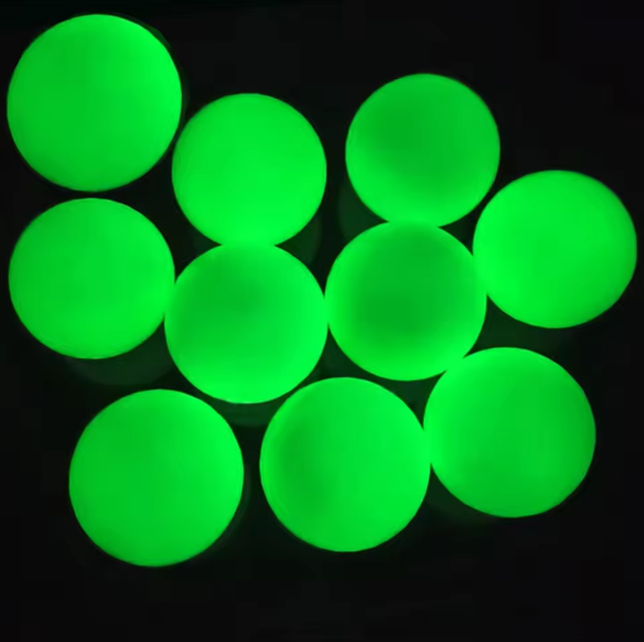 Set van 10 Glow Golfballen – Lichtabsorberend en Fluorescerend voor Nachtgolf