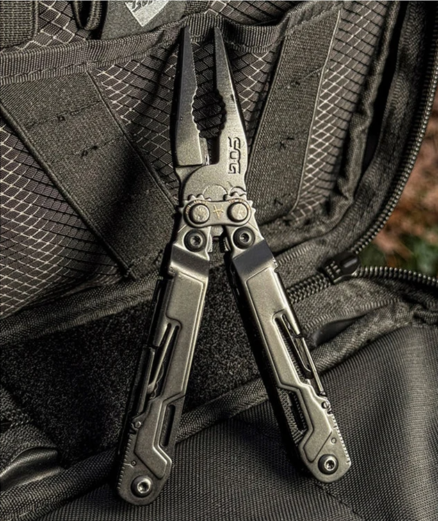 Multitool Tang 18-in-1 – Compacte Opvouwbare Multitool met Mes voor Outdoor en EDC
