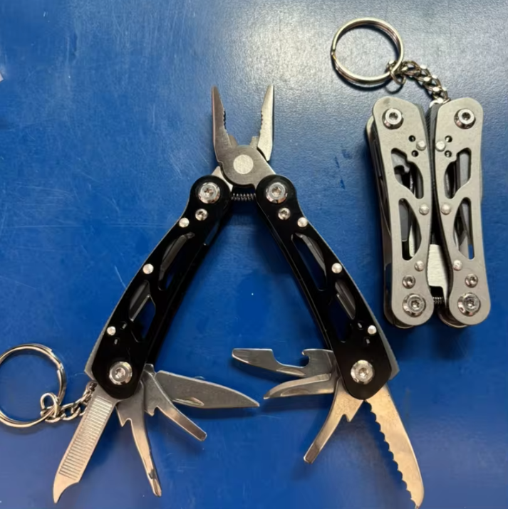 Multitool Zakmes met Tang – Opvouwbare Survival Tool voor Outdoor en EDC