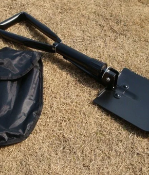 Multifunctionele Opvouwbare Schep 4-in-1 – Schop, Pikhouweel en Zaag voor Outdoor en Camping