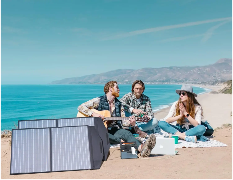 Draagbaar Zonnepaneel 100W – Opvouwbare Solar Charger met Hoge Efficiëntie en IP66 Waterbestendig Design