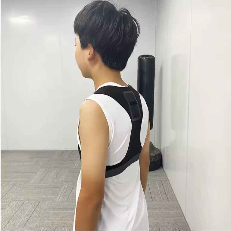 Voetbal Trainingsvest met Tracker Vak – Ademend Sportvest voor Prestatie en Training
