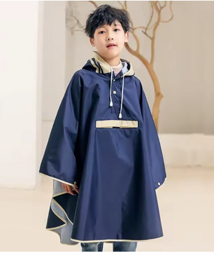 Kinder Regenponcho – Waterdicht, Met Capuchon en Rugzakruimte, School en Outdoor