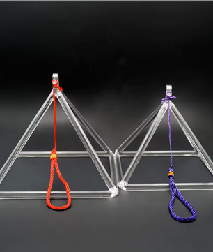 Kristallen Klankpiramide – Quartz Sound Healing Instrument voor Meditatie en Yoga