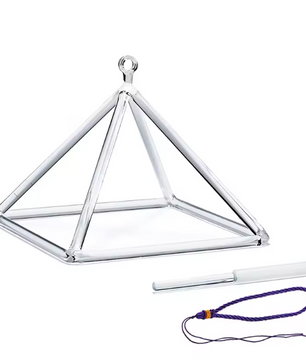 Kristallen Klankpiramide – Quartz Sound Healing Instrument voor Meditatie en Yoga