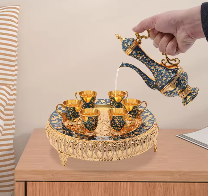 7-delige Luxe Theeset – Theepot met 6 Kopjes, Europees Design van Metaal, Stijlvol en Duurzaam