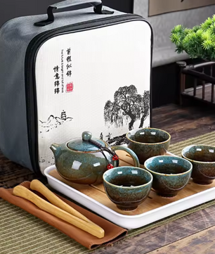 Draagbare Kung Fu Theeset met Reistas – Keramische Theepot en 4 Kopjes, Compact en Stijlvol