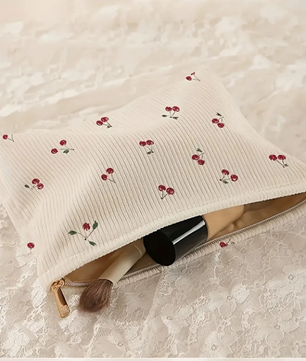 Make-up Tas met Kersenprint – Corduroy Toilettas met Rits