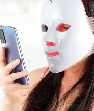 Draadloos LED Gezichts- en Nekmasker – 7 Kleuren Lichttherapie voor Huidverjonging en Versteviging