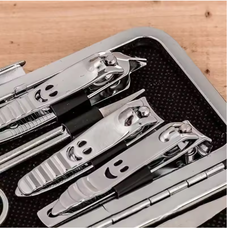 11-delige Manicure Set – Nageltools met Nagelvijl en Schaar, Complete Verzorgingskit