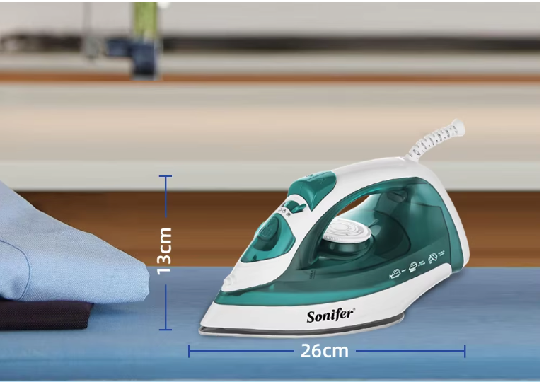 Mini Stoomstrijkijzer 1600W – Draagbaar met Keramische Zool