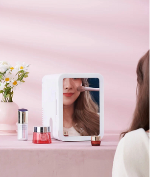 Mini Make-up Koelkast 4L – Draagbare Cosmetica Koeler met LED Spiegel voor Thuis en Auto
