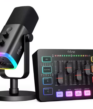 All-in-One Podcast Kit met RGB Mixer – Dynamische Microfoon Set voor Streaming, Gaming en Opname