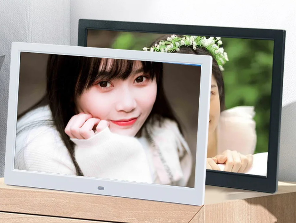14 Inch Digitale Fotolijst – HD Scherm met USB en SD, Video, Muziek en Kalender