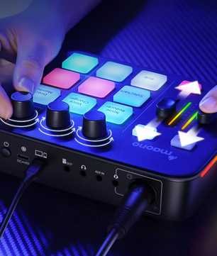 Gaming Audio Mixer met XLR Interface en RGB – Streaming Geluidskaart met Sound Effects en Bluetooth