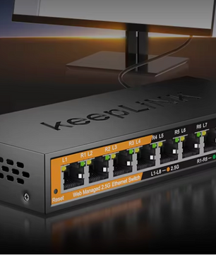 2.5G Managed Netwerk Switch – 8 Poorten + 10G SFP Uplink, Stil en Krachtig