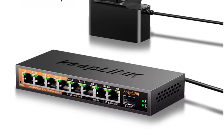 2.5G Managed Netwerk Switch – 8 Poorten + 10G SFP Uplink, Stil en Krachtig