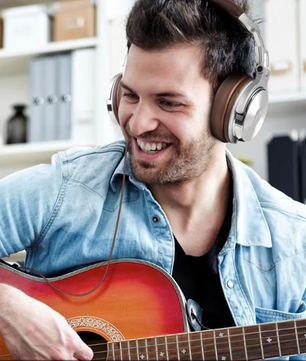 Studio Hoofdtelefoon met Microfoon – Over-Ear, HiFi Geluid en Opvouwbaar Design