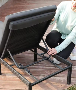 Verstelbare Tuinligstoel met 5 cm Dikke Matras – Rotanlook & Stevig Frame