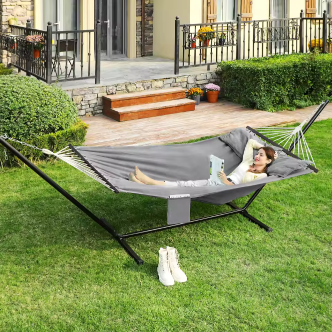 Grijs-Zwarte Hangmat met Houten Spreader Bars – 210×150 cm, 2 Kussens & Zijtas, Tot 300 kg Draagvermogen