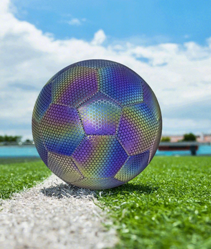 Reflecterende Voetbal - Glow in the dark - Kleuren: Blauw/Geel/Roze/Groen