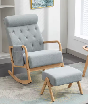 Schommelstoel met Poef – Rotan Look & Hoge Rugleuning