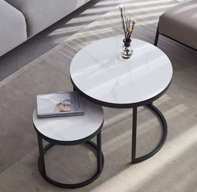 Set van 2 Scandinavische Salontafels – Ronde Tafels met Metaal & Hout, Stapelbaar en Modern
