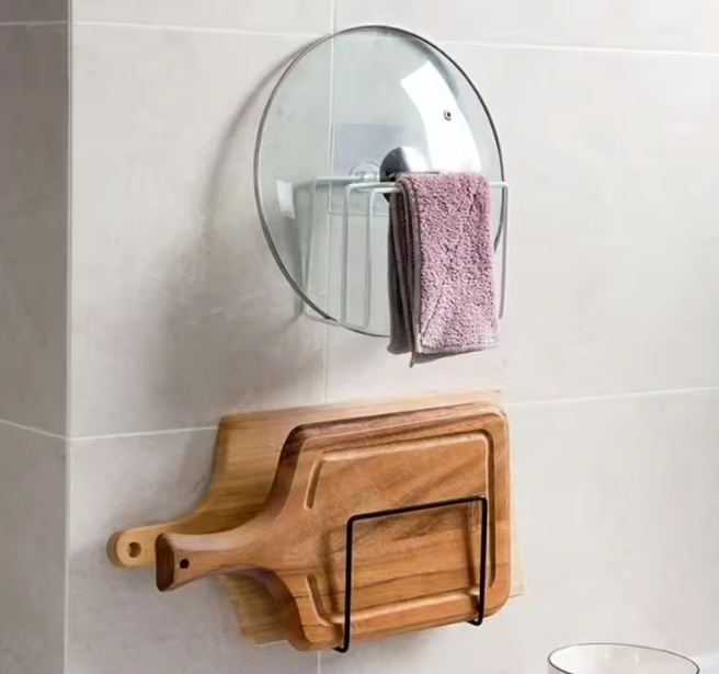 Pannendekselhouder & Snijplankrek – Compact en Ruimtebesparend