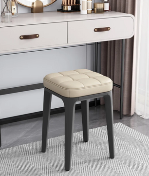 Set van 2 Gestoffeerde Kunstleren Barkrukken – Voor Keukeneiland of Bar – Compact en Comfortabel – Grijs, Oranje of Donker Wit