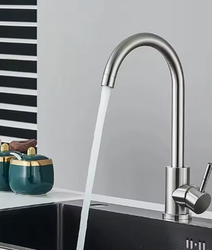 Hoge Keukenkraan Met Mengfunctie – 360° Draaibare Boog & Matte Afwerking