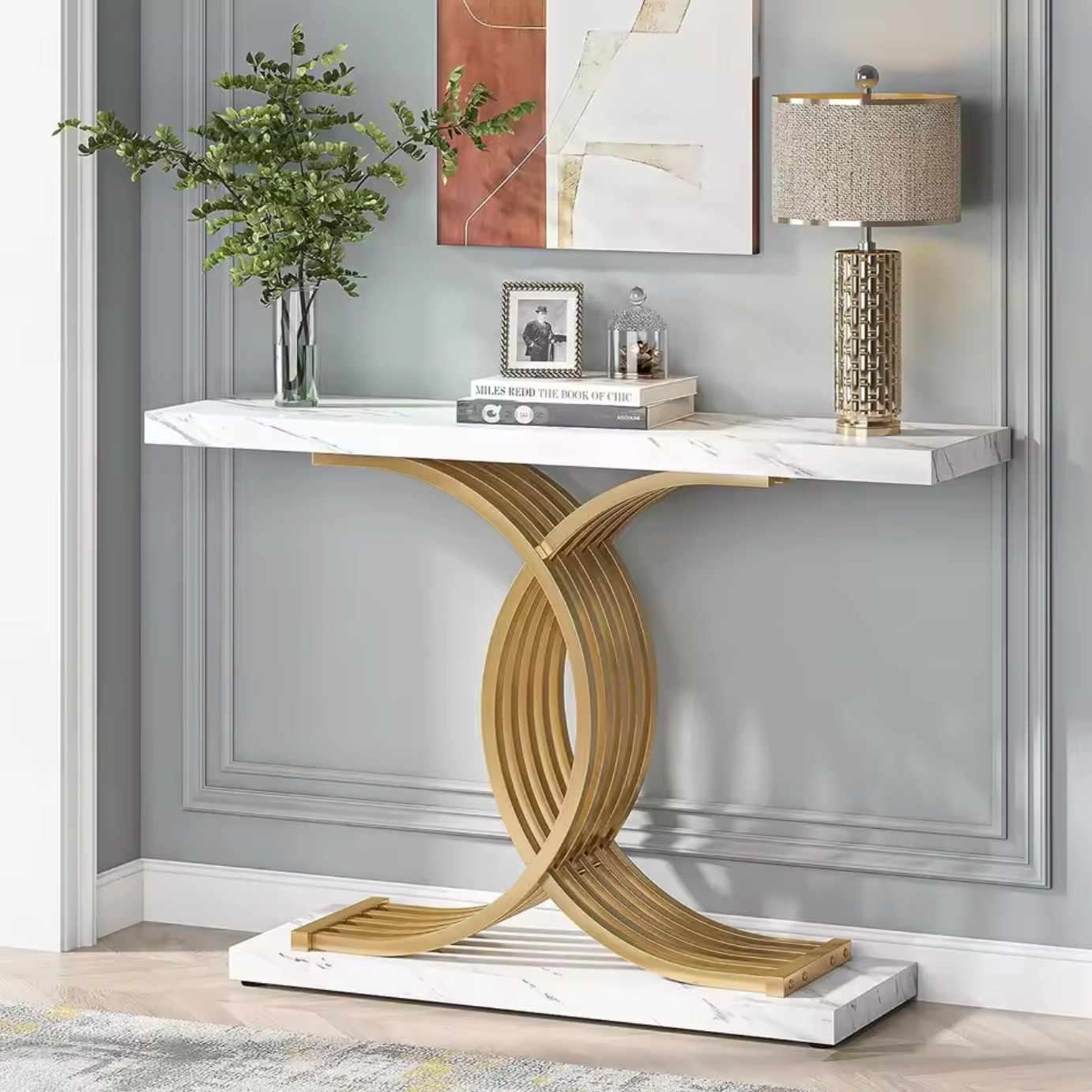 Gouden consoletafel met marmerlook blad en metalen frame