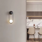 Minimalistische LED Wandlamp – Nordic Luxe Design, Metaal & Mat Glas