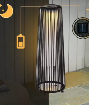 Rotan Vloerlamp op Zonne-energie – Zwarte Buitenlamp met Automatische Lichtbediening