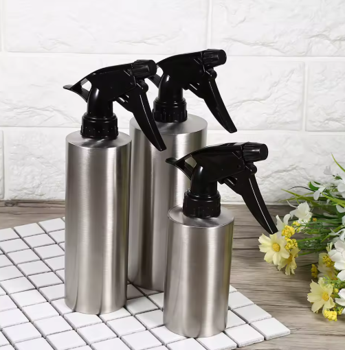 Roestvrijstalen Multifunctionele Gieter met Pompdruk – 900 ml Langmond Gieter voor Kamerplanten en Tuinen