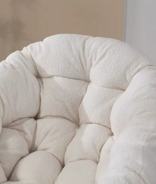 Rotan Schommelstoel met Kussen – Outdoor Fauteuil met Stalen Frame & Witte Bekleding