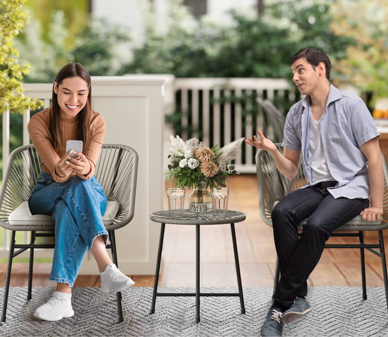 3-delige Polyrotan Bistroset met Kussens – Tafel en 2 Stoelen, Comfortabel Buitenmeubilair voor Balkon of Tuin