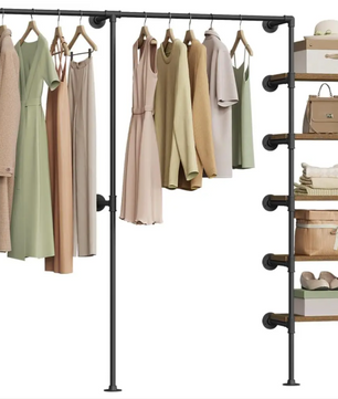 Wandgemonteerde Open Kledingkast – Industrieel Design met Planken en Kledingroedes