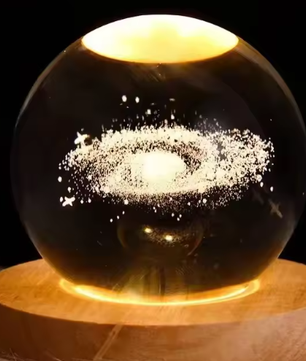 3D Kristallen Bol Nachtlamp – LED Sfeerlamp met Houten Basis & USB-Voeding
