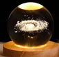 3D Kristallen Bol Nachtlamp – LED Sfeerlamp met Houten Basis & USB-Voeding