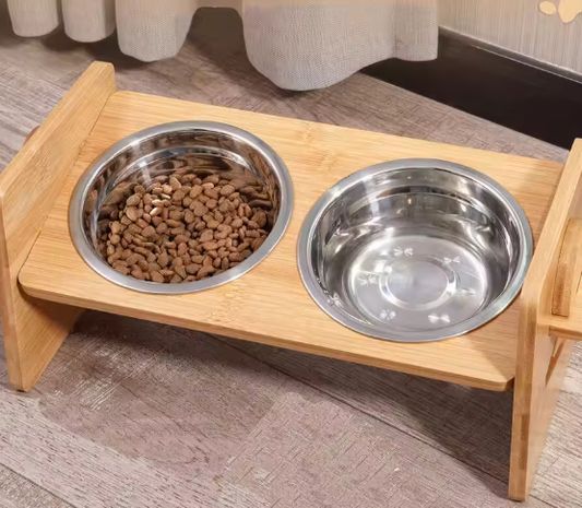 Verhoogde Kattenvoerbak met Bamboe Standaard – Dubbele Roestvrijstalen Kommen, In Hoogte Verstelbaar