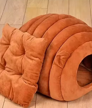 Pompoen kattenhuis – Warm en volledig gesloten slaaphuis