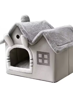 Houten kattenhuis met balkon – 2 verdiepingen voor binnen & buiten