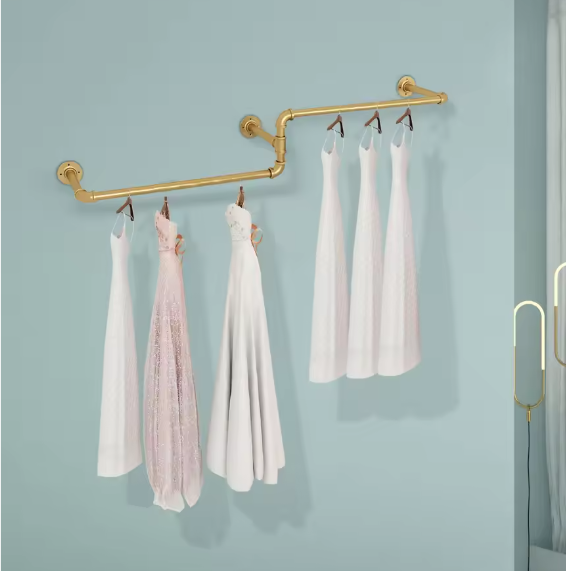 Wandgemonteerd Industrieel Kledingrek – Gouden Metalen Display