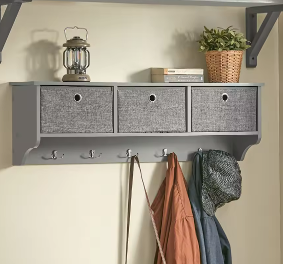 Wandgarderobe met 3 Mandjes en 5 Haken – Compacte Halopberger