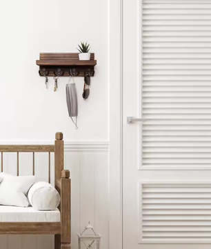 Houten Sleutelhouder en Wandpostorganisator – Rustiek & Functioneel