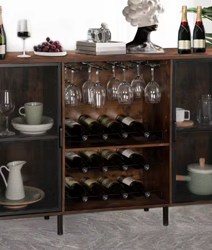 Massief Houten Wijnkast – Elegant Wijnrek voor Opslag en Presentatie in Huis of Bar