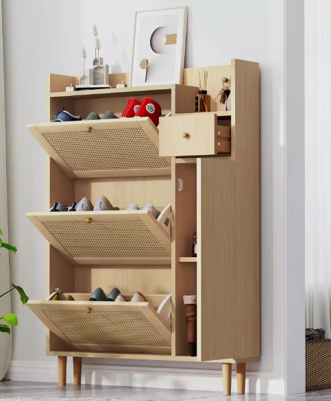 Houten Schoenenkast met Rotan Fronten – 3 Kanteldeuren en 1 Lade, Smal Model voor Hal