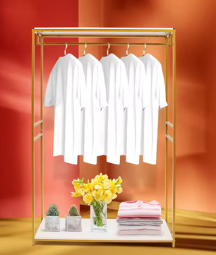 Vrijstaand Goudkleurig Kledingrek met Houten Plank – Stijlvol en Stabiel Opbergrek voor Hal of Boetiek